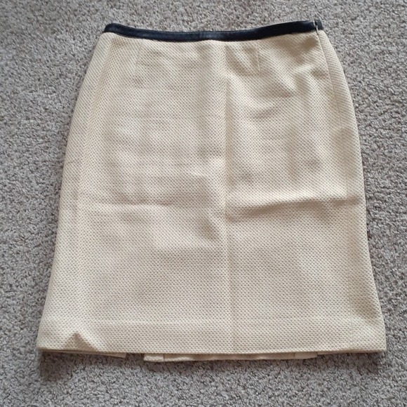 ETCETERA sz8 skirt, barely worn, $145 - Picture 1 of 5